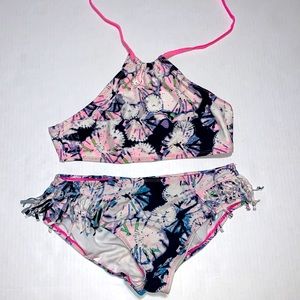 Girls Two Piece bathing suit tie dye/splat pattern